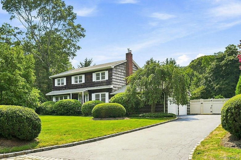 7 Bayberry Lane