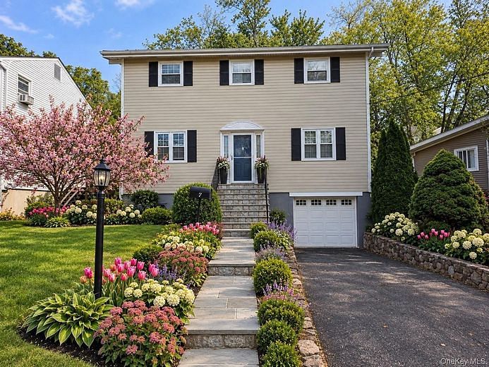 7 Bradshaw Drive