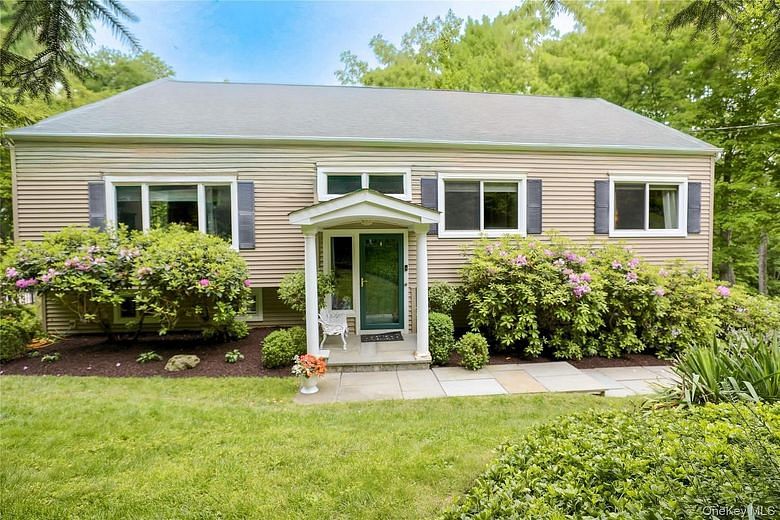 7 David Road