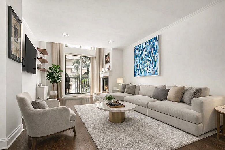 7 East 35th Street #4E