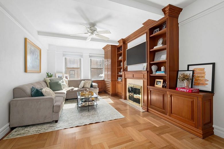 7 East 85th Street #8B