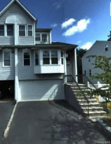 7 Eastern Drive