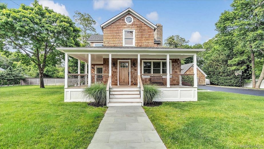 7 Halsey Avenue