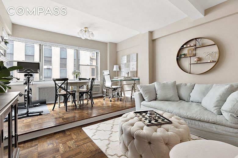 7 Lexington Avenue #9F