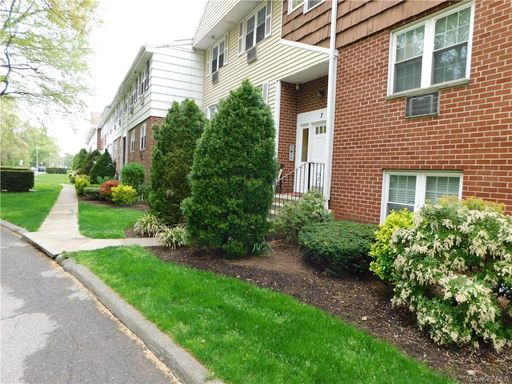 Image 1 of 13 for 7 Lorraine Terrace #111 in Westchester, Mount Vernon, NY, 10553