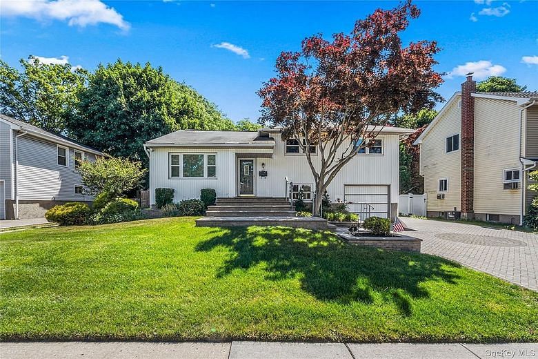 7 Margaret Drive