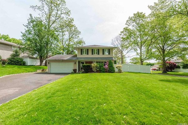 Image 1 of 19 for 7 Pimlico Drive in Long Island, Commack, NY, 11725