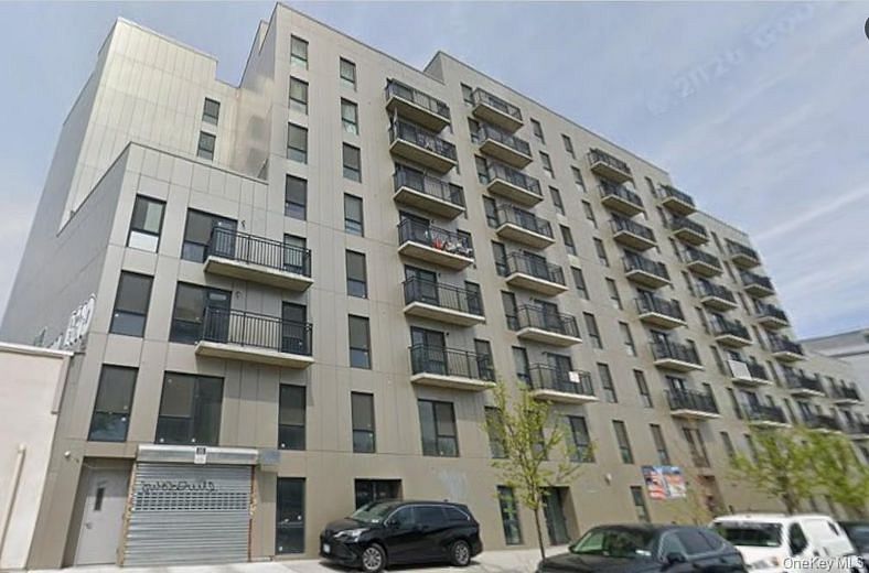70-25 Queens Boulevard #6H