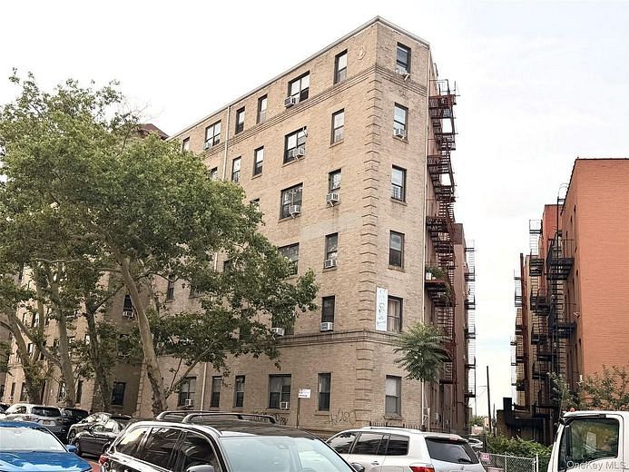 70-35 Broadway #C19