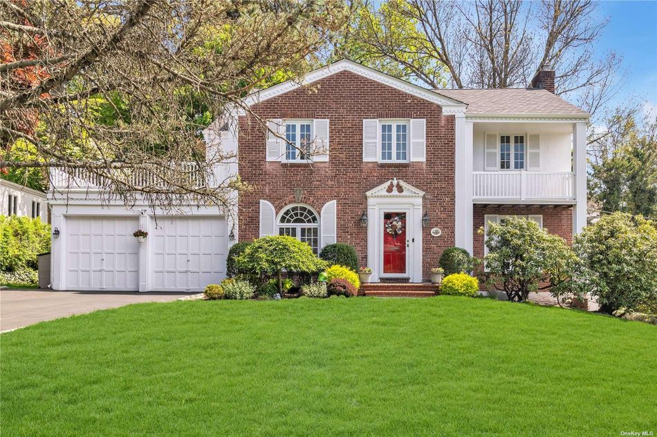 Image 1 of 28 for 70 Castle Ridge Road in Long Island, Manhasset, NY, 11030