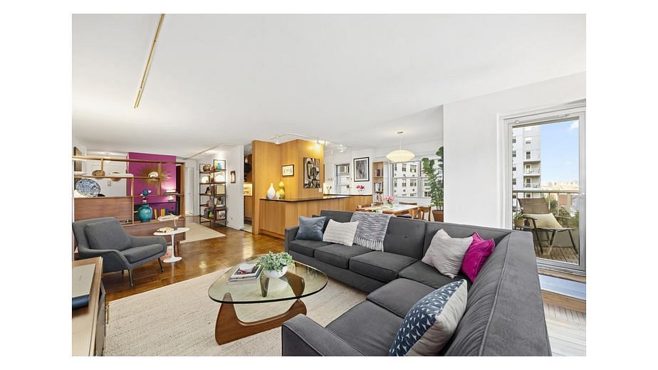 70 East 10th Street #11L