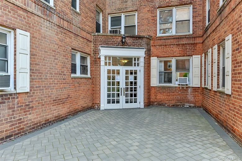 70 Locust Avenue #504B