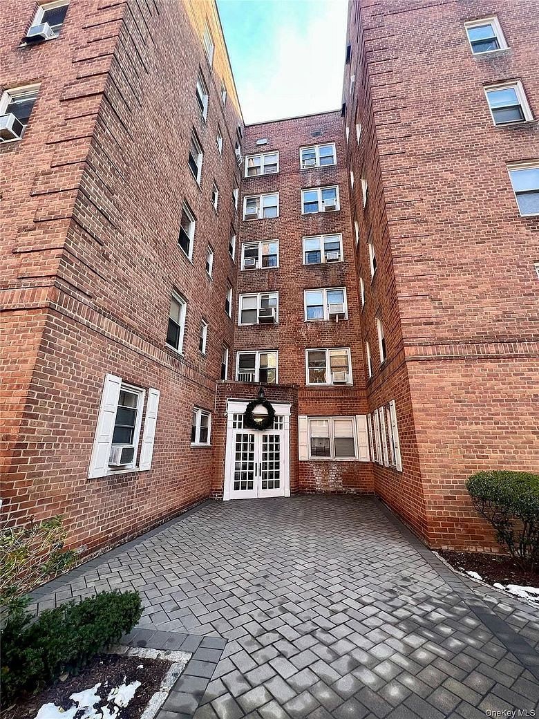 70 Locust Avenue #B603