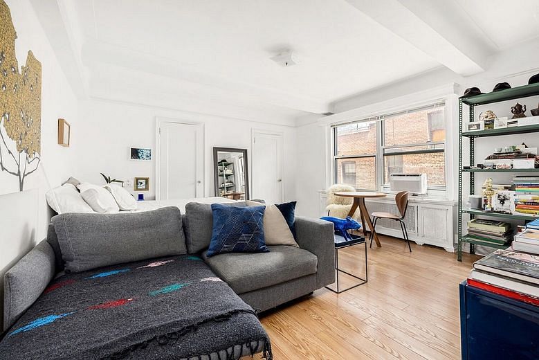 70 Remsen Street #7J