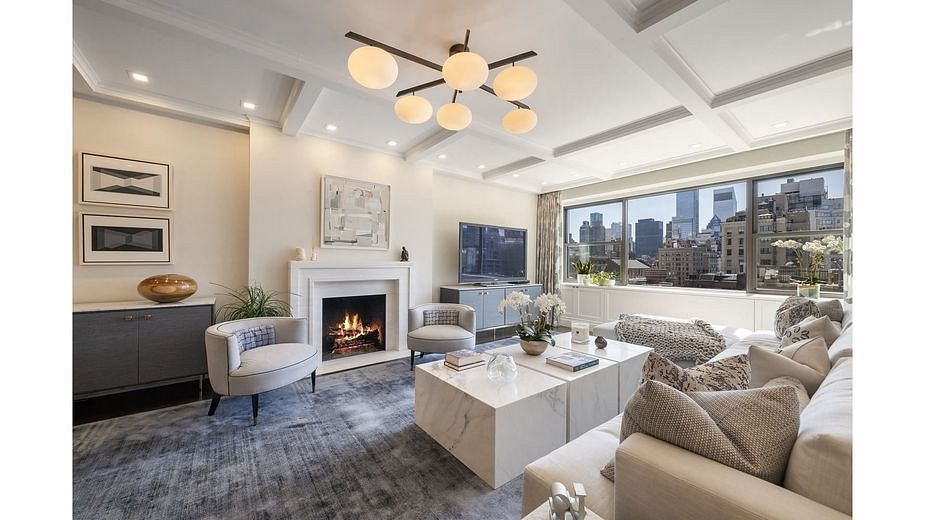 700 Park Avenue #11C