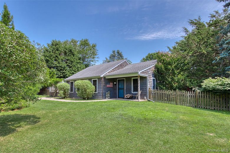 700 Plum Island Lane