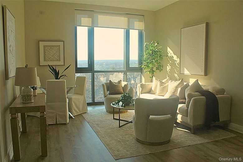 701 Ridge Hill Boulevard #PHE