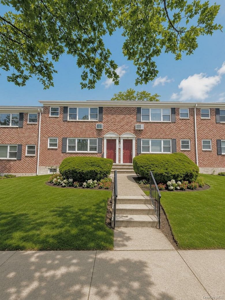 7012 Kissena Boulevard #102A