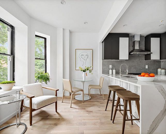 702 Greene Avenue #4