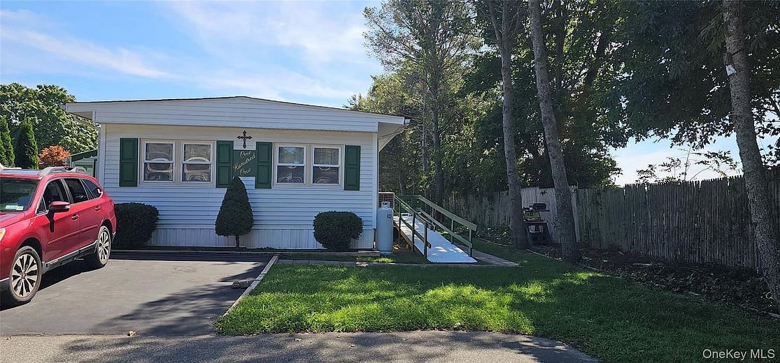 703 Fresh Pond Avenue #101