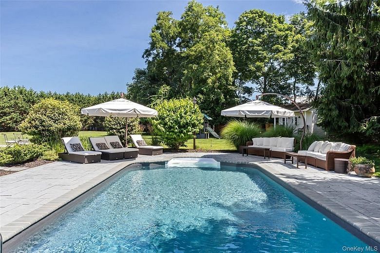 705 Gus Drive