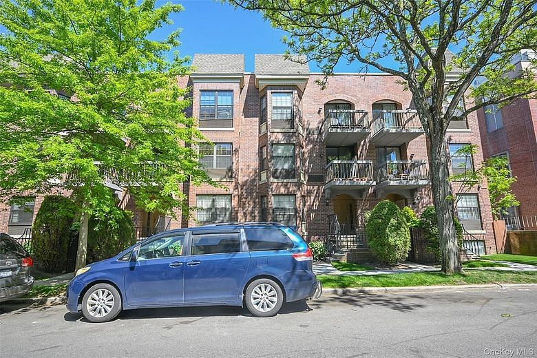 71-21 163rd Street #3202