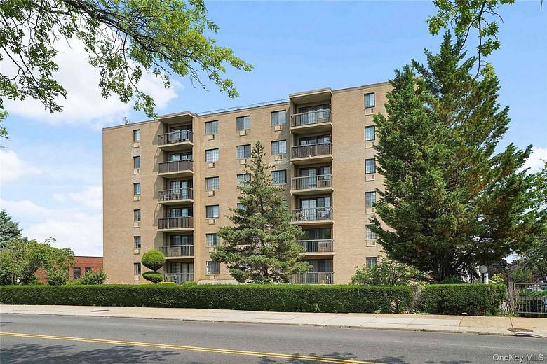 71-49 Metropolitan Avenue #2-F