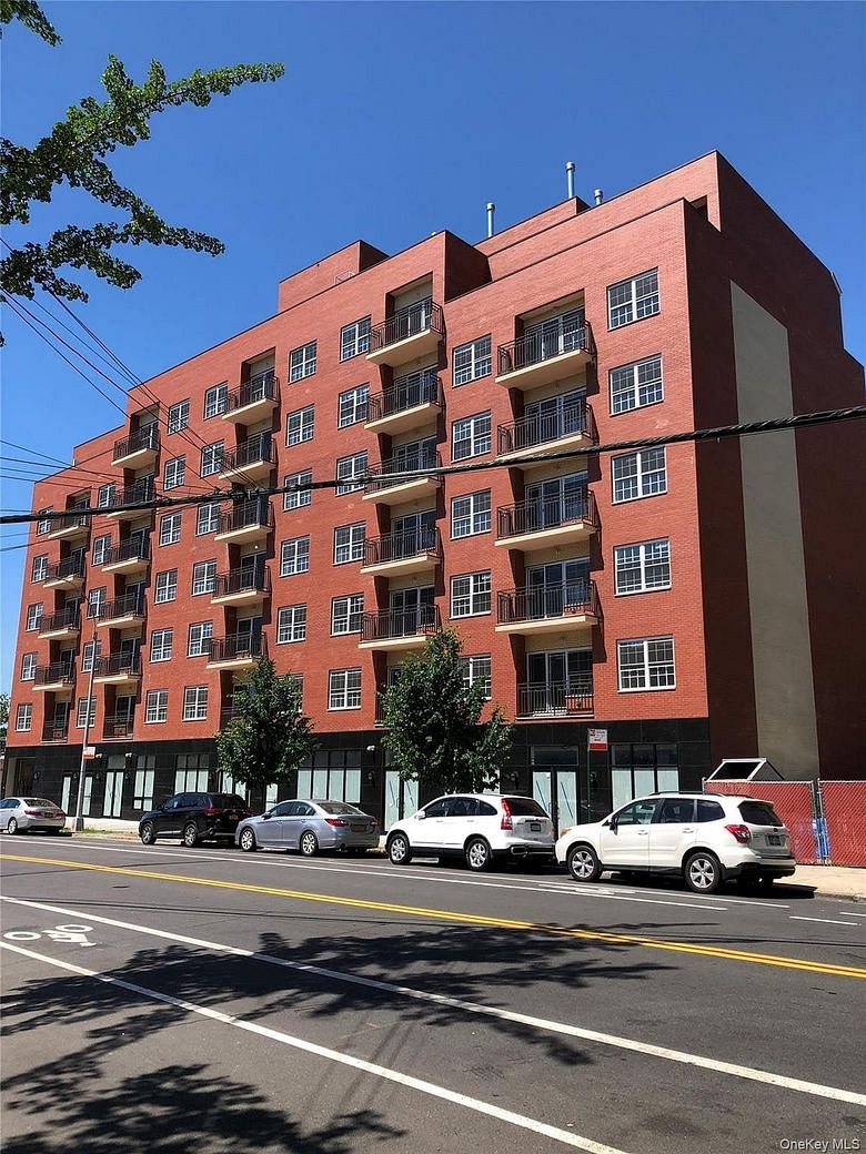 71-66 Parsons Boulevard #3F