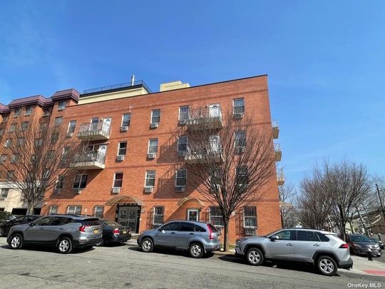 Image 1 of 18 for 71-77 159th Street #3A in Queens, Fresh Meadows, NY, 11365