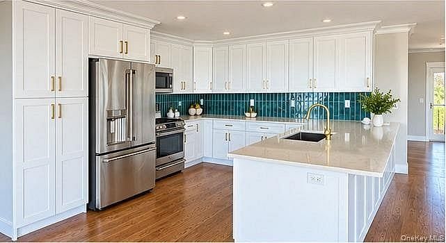 71 E Shore Drive