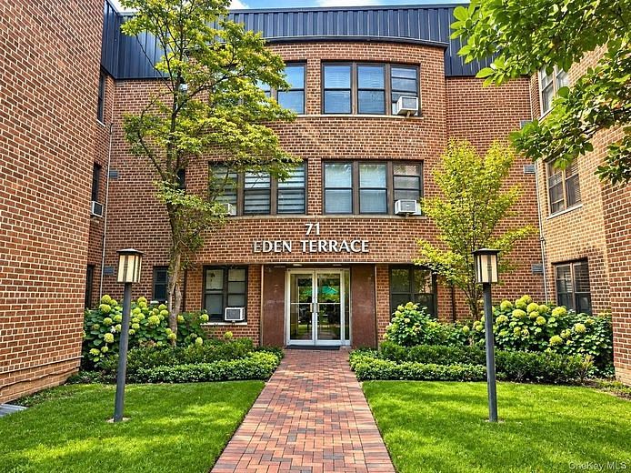 71 Grace Avenue #1L
