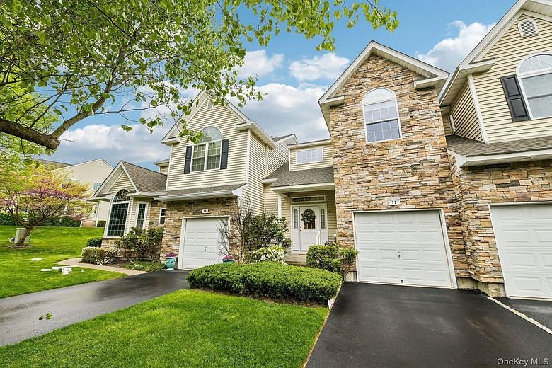 71 Manitou Trail