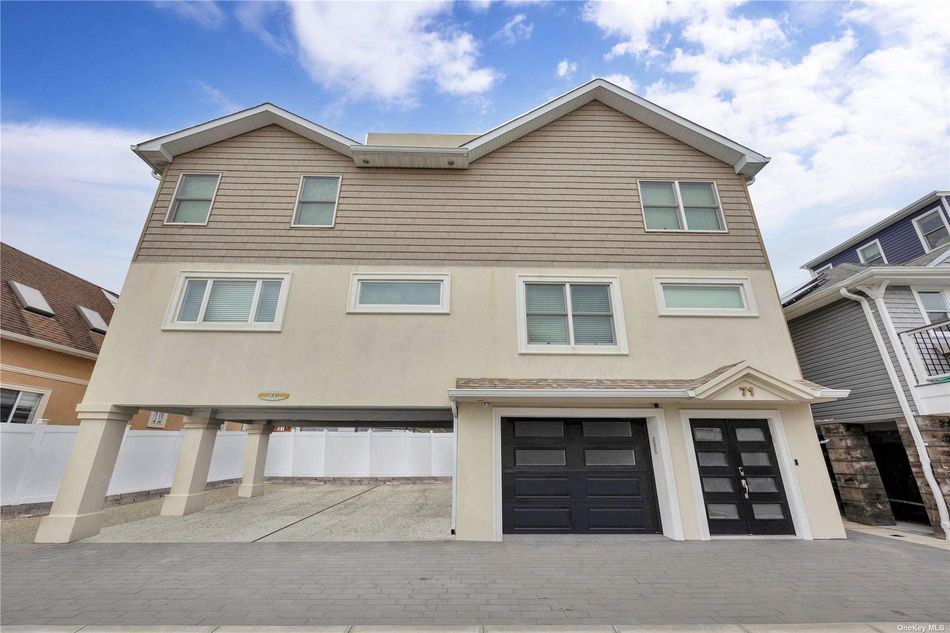 Image 1 of 22 for 71 Michigan Street in Long Island, Long Beach, NY, 11561