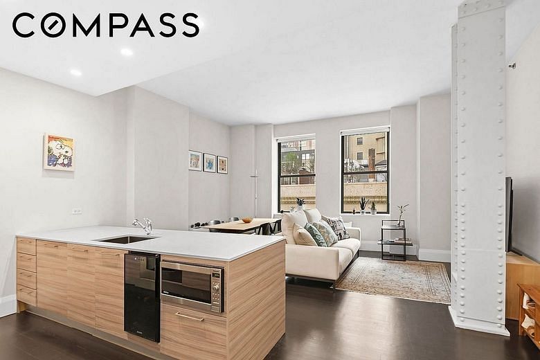 71 Nassau Street #4D