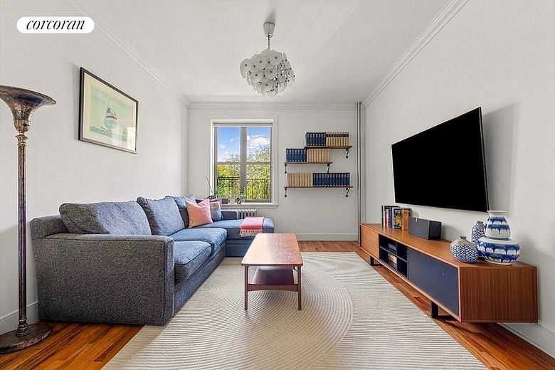 710 Riverside Drive #3E