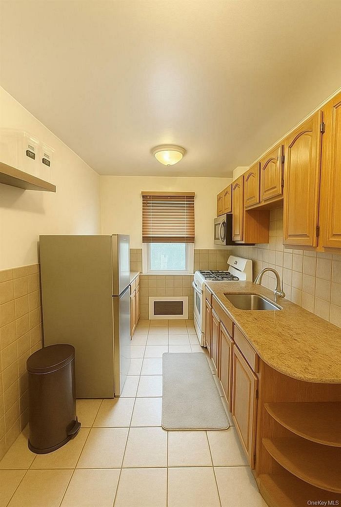 7103 252 Street #199B