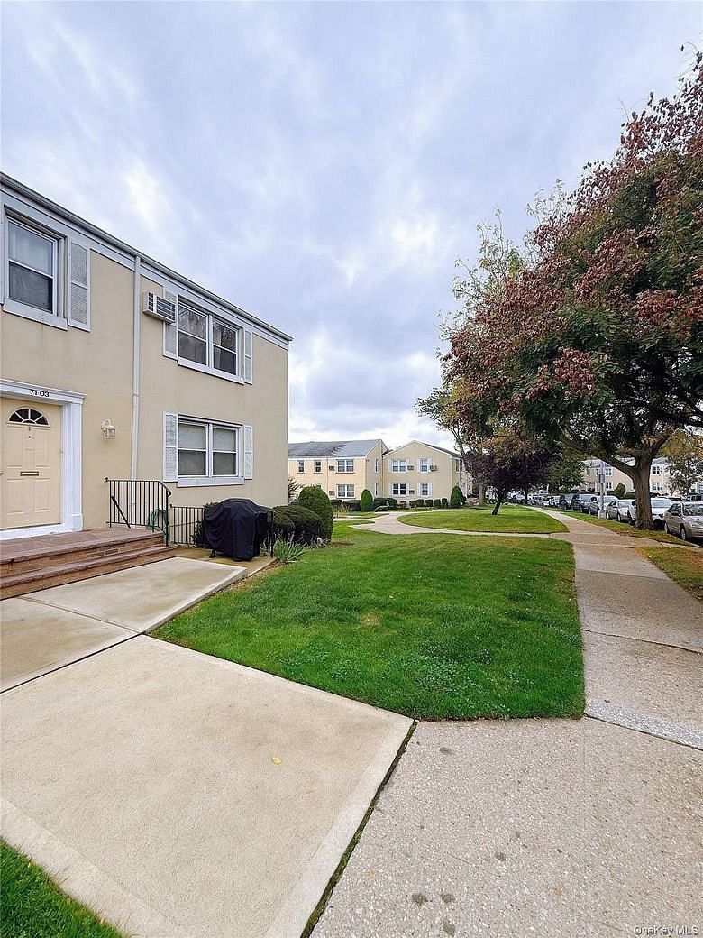 7103 252 Street #199B