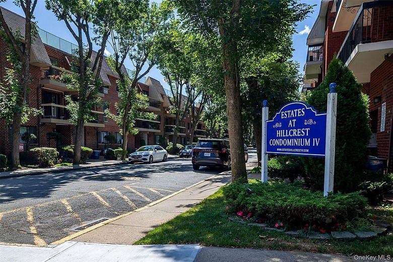 7111 Sutton Place #3