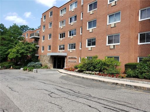 Image 1 of 20 for 370 Central Park Avenue #4P in Westchester, Scarsdale, NY, 10583