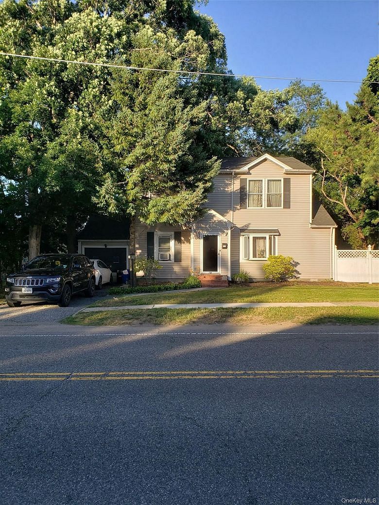 715 County Line Road
