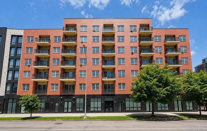 7166 Parsons Boulevard #6C