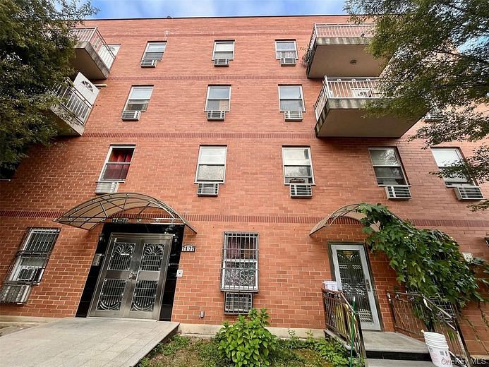 7177 159th Street #3D