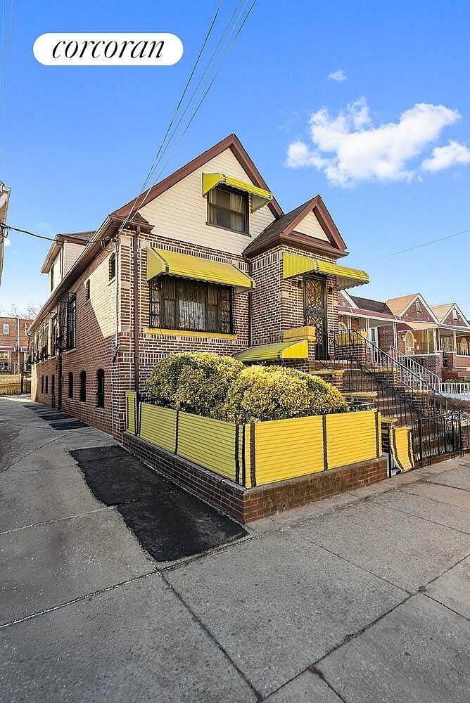 718 East 93rd Street