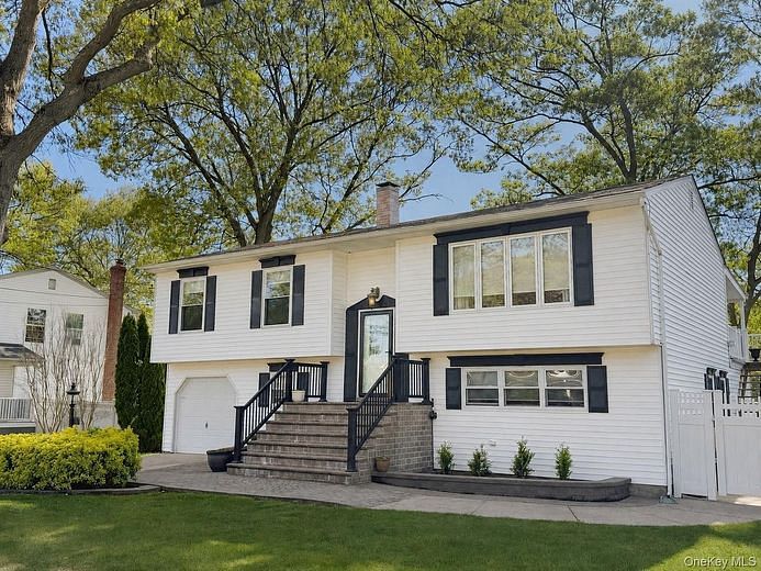 72 Avenue B