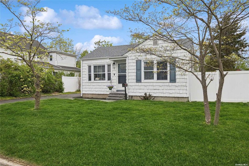 Image 1 of 30 for 72 Conklin Avenue in Long Island, Patchogue, NY, 11772