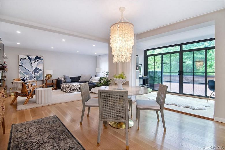 72 Pondfield Road West #1G