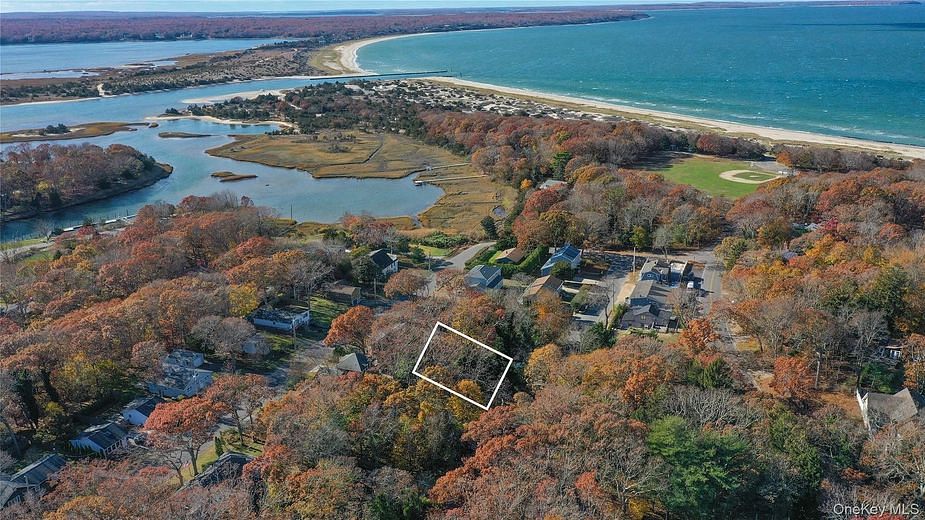 72 Richardson Avenue