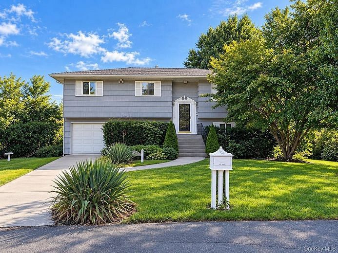 72 Sammis Avenue
