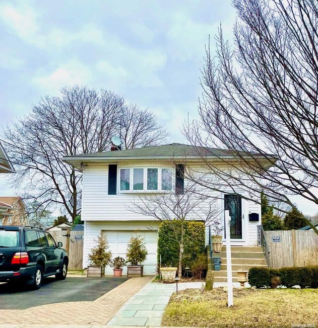 Image 1 of 12 for 72 Shonnard Avenue in Long Island, Freeport, NY, 11520