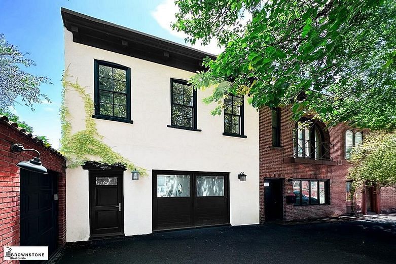 72 Verandah Place